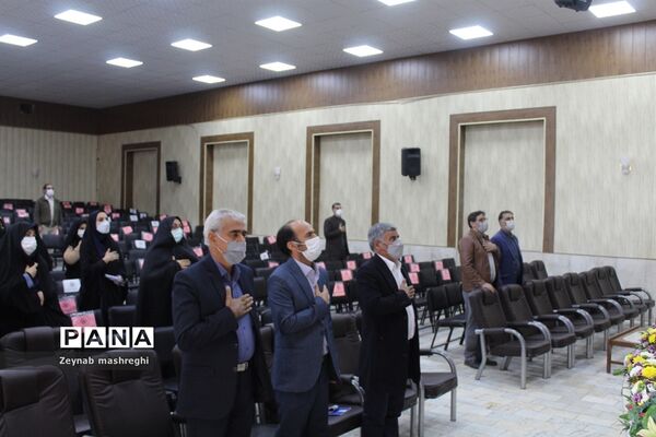 برگزاری جلسه توجیهی و هم‌اندیشی مربیان پیشتاز کاشان