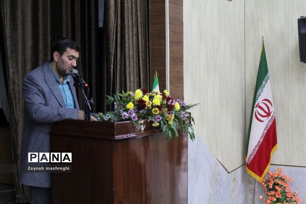 برگزاری جلسه توجیهی و هم‌اندیشی مربیان پیشتاز کاشان