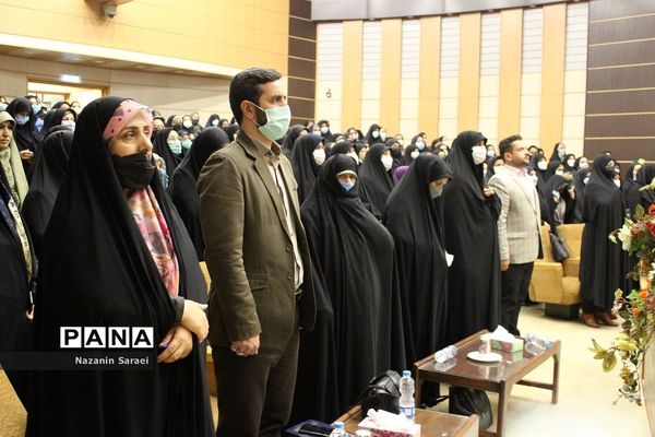 نشست سرپرست فرمانداری اسلامشهر با بانوان نخبه و کارآفرین