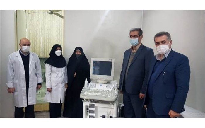 اهداء دستگاه اکو کاردیوگرافی قلب توسط خیرنیک اندیش به درمانگاه منطقه ۱۵