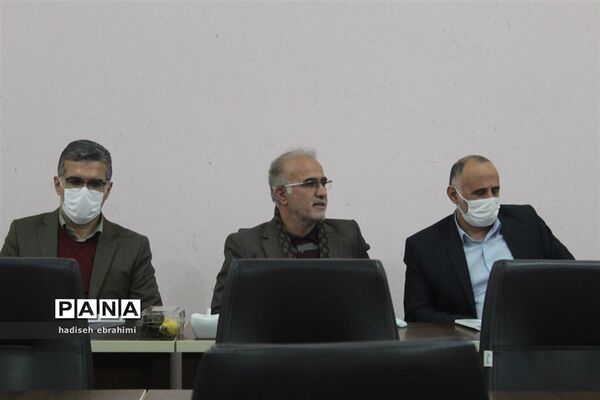 نشست معاونان آموزش متوسطه محور ۱ در گلوگاه