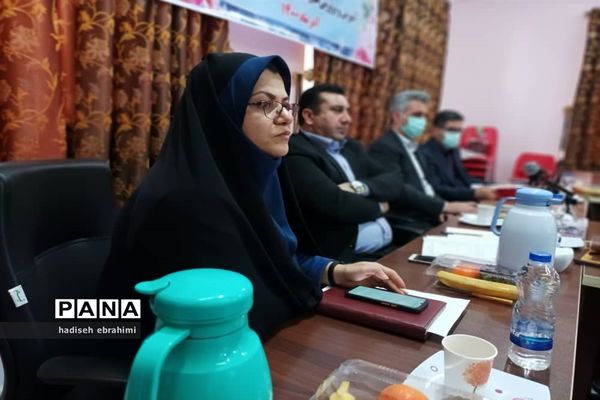 نشست معاونان آموزش متوسطه محور ۱ در گلوگاه