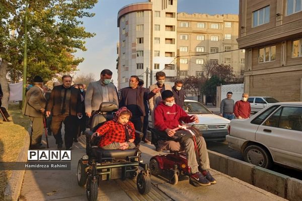 آیین بهره‌برداری از معبر مناسب‌سازی شده ویژه معلولان در منطقه ۱۵