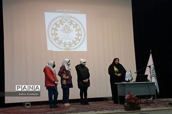 اولین جلسه آموزشی بازمهندسی تشکیلات پیشتازان در سازمان دانش‌آموزی ملارد
