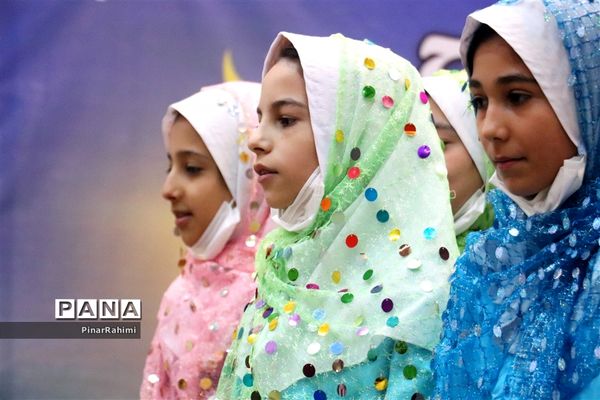 آیین افتتاح شعارسازمان دانش آموزی ناحیه ۵ تبریز