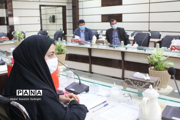 یکصد و پنجمین نشست شورای نطارت بر مدارس و مراکز غیر دولتی استان بوشهر