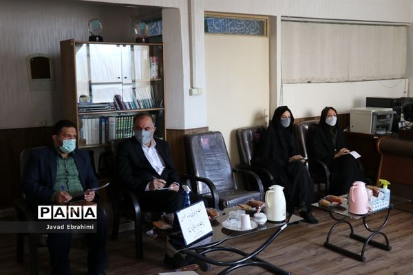 نشست هم‌اندیشی هندسه مفهومی تربیت امام رضایی (ع)