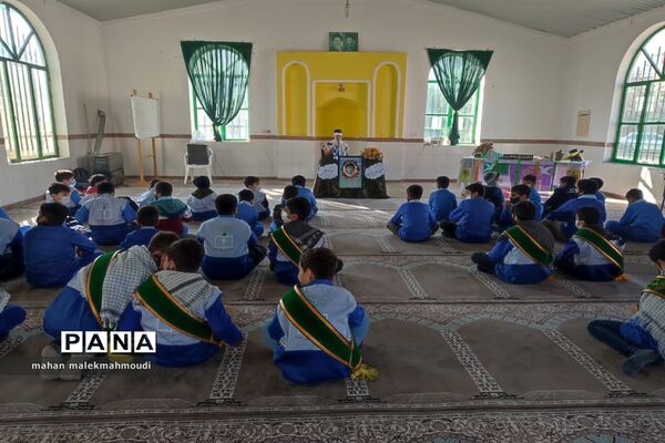 یادواره شهدای دانش‌آموز در دبستان شهید اسماعیلی گلوگاه