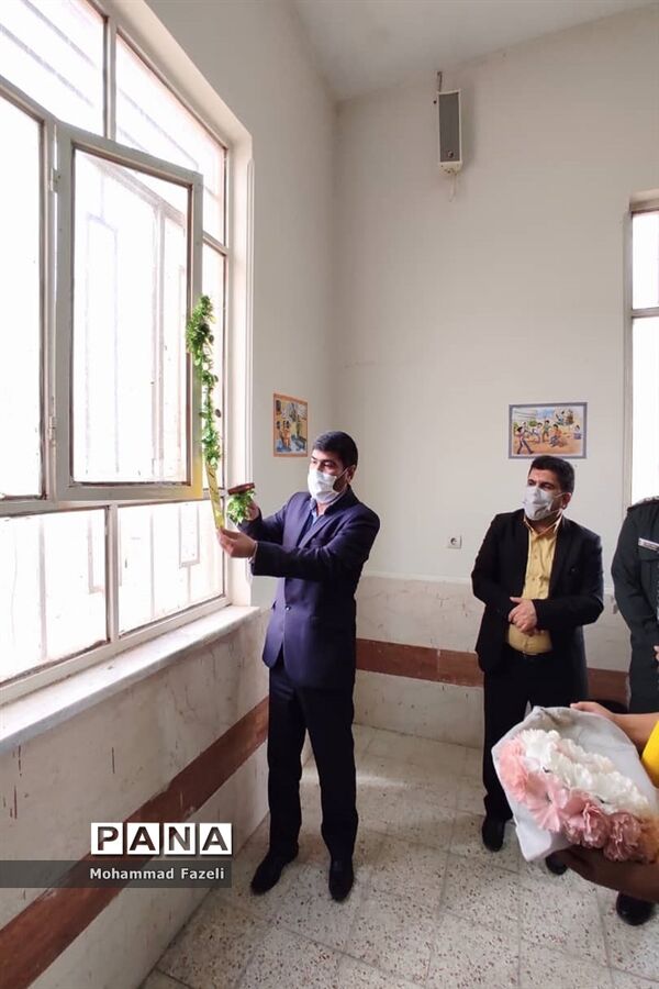 محفل انس با قرآن کریم در آموزشگاه شهید رجایی شهرستان حمیدیه