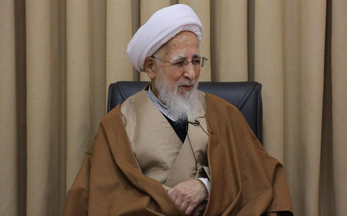 آیت‌الله جوادی: در نظام بین‌الملل هیچ‌کس از مذاکره بی‌نیاز نیست