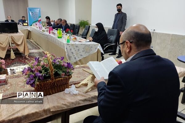 جلسه حل مشکلات اراضی مدارس درحال ساخت در رودهن