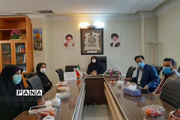 جلسه شورای بهداشت و سلامت در رودهن