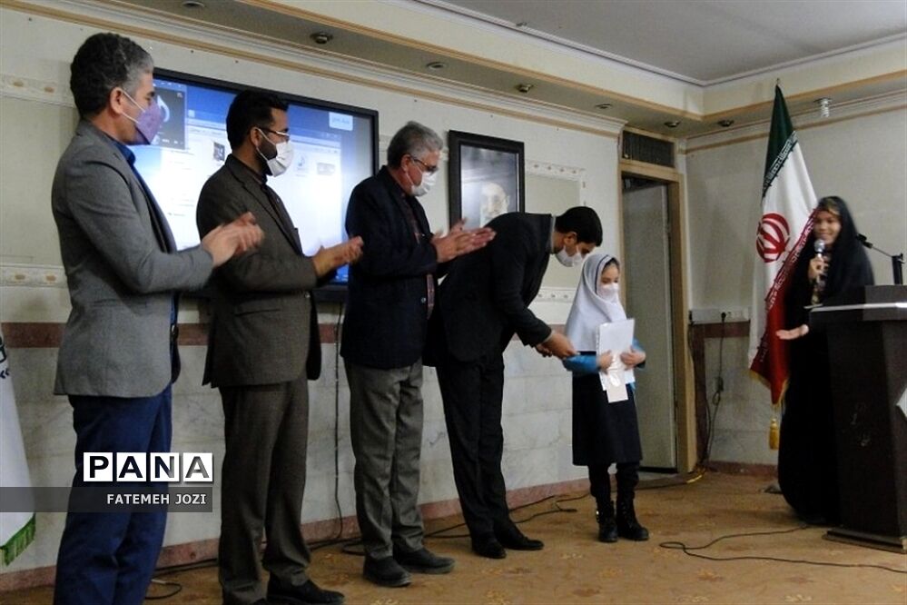 گردهمایی معاونان پرورشی و مشاورین مدارس فشافویه