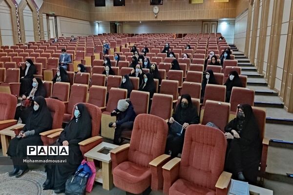 برگزاری پیش اجلاس سراسری نماز در منطقه 12