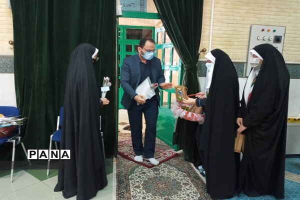 مراسم گرامیداشت هفته قرآن، عترت و نماز در وزارتخانه آموزش و پرورش به میزبانی منطقه ۱۷