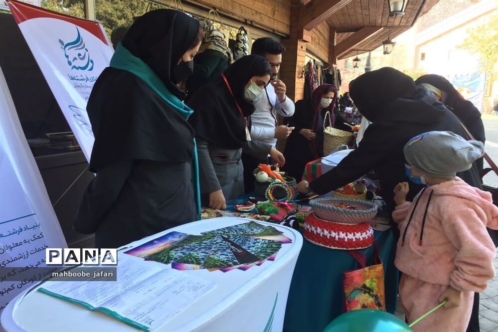 بازارچه صنایع دستی و محصولات سنتی در ساری