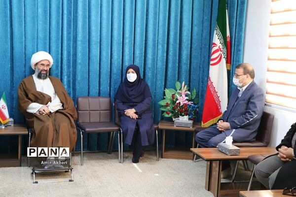 سفر یک روزه مدیرکل آموزش و پرورش آذربایجان‌غربی به شهرستان تکاب