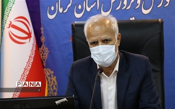 دانش‌آموزان کرمانی برای پنجمین سال متوالی در جمع دانش آموزان پژوهشگر برگزیده کشور قرار گرفتند