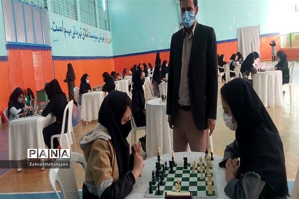 مسابقات شطرنج انتخابی استعدادهای برتر شطرنج دختران کاشمر