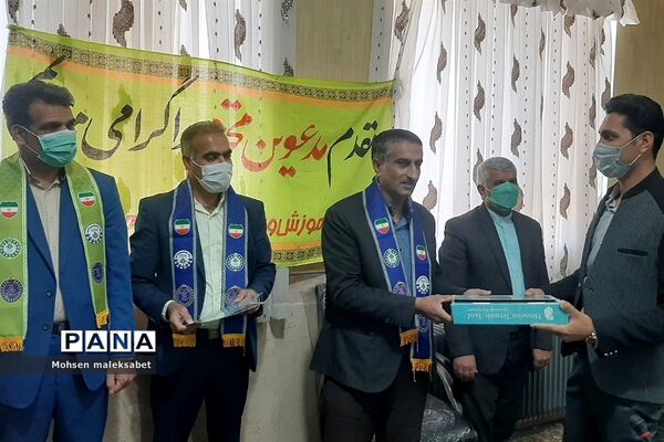 تببین بازمهندسی جدید تشکیلات سازمان دانش آموزی برای مدیران و مربیان شهرستان مروست