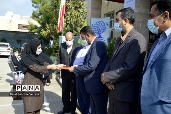 مراسم هفته پژوهش در دبیرستان شاهد شهیده سهام خیام بوشهر