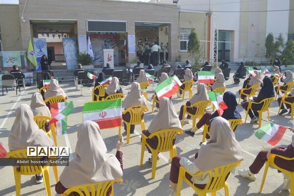 مراسم هفته پژوهش در دبیرستان شاهد شهیده سهام خیام بوشهر