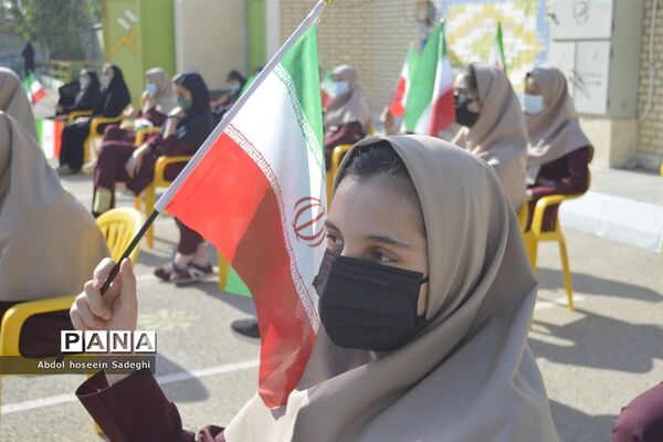 مراسم هفته پژوهش در دبیرستان شاهد شهیده سهام خیام بوشهر