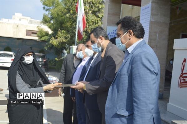 مراسم هفته پژوهش در دبیرستان شاهد شهیده سهام خیام بوشهر
