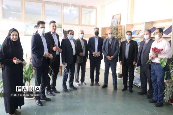 بزرگداشت هفته پژوهش و روز پرستار