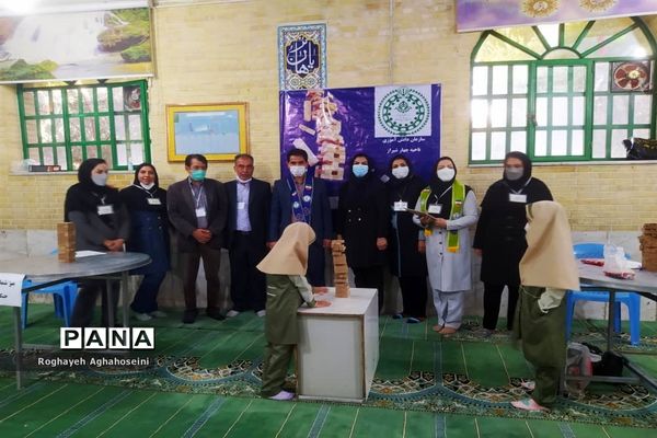 برگزاری مرحله ناحیه‌ای المپیاد بازی‌های فکری سرگرمی رویش در ناحیه 4 شیراز