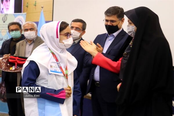 آیین افتتاحیه سفیران سلامت دانش‌آموزی در تبریز
