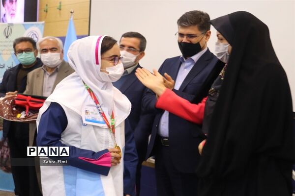 آیین افتتاحیه سفیران سلامت دانش‌آموزی در تبریز