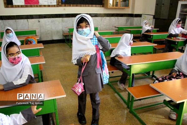 آموزش حضوری در دبستان هیات امنایی معینی
