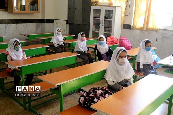 آموزش حضوری در دبستان هیات امنایی معینی