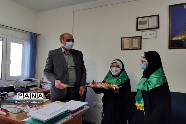 مراسم گرامیداشت هفته قرآن، عترت و نماز در وزارتخانه آموزش و پرورش به میزبانی منطقه 8