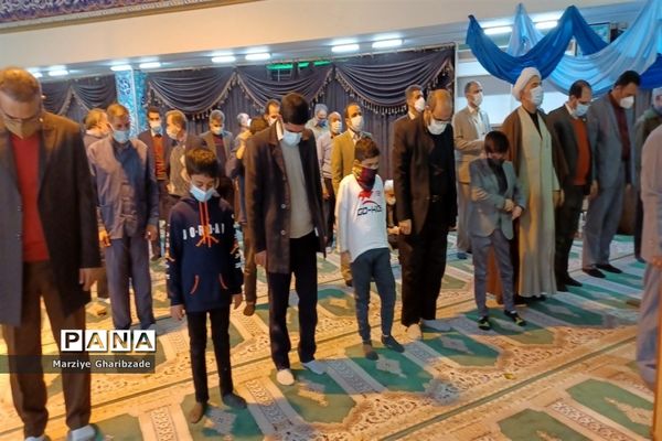 مراسم گرامیداشت هفته قرآن، عترت و نماز در وزارتخانه آموزش و پرورش به میزبانی منطقه 8