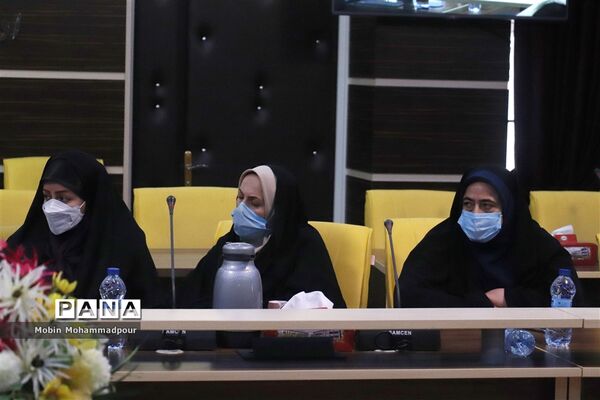 آیین تجلیل از پژوهشگران، فناوران و معلمان پژوهنده آموزش و پرورش آذربایجان شرقی