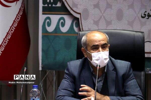 آیین تجلیل از پژوهشگران، فناوران و معلمان پژوهنده آموزش و پرورش آذربایجان شرقی