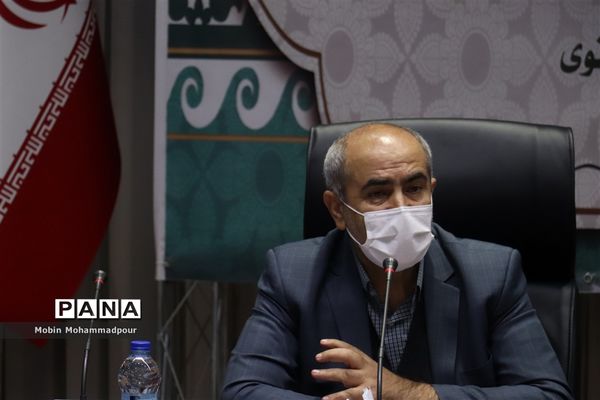 آیین تجلیل از پژوهشگران، فناوران و معلمان پژوهنده آموزش و پرورش آذربایجان شرقی