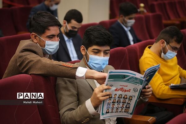 آیین تجلیل از افتخارآفرینان دانشگاه فرهنگیان