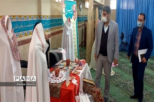 برپایی نمایشگاه چادر نماز و ملزومات جشن تکلیف در شهریار