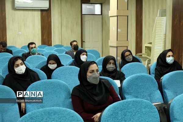 برگزاری نخستین کارگاه آموزشی یکروزه  خبرنویسی و عکاسی خبری در ناحیه سه اهواز