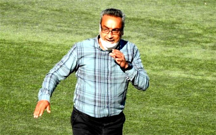 درد و دل‌های عجیب سرمربی فجر: آنقدر به داور فشار آوردند که پنالتی ما را نگرفت