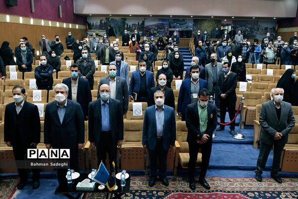 افتتاح نمایشگاه دستاوردهای پژوهشی و تجهیزات ایران ساخت