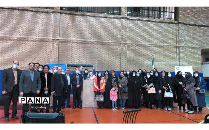 در آموزش و پرورش کار باید تیمی باشد