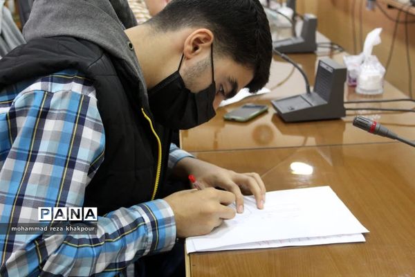 انتخابات مرکزی شورای دانش‌آموزی در محمودآباد