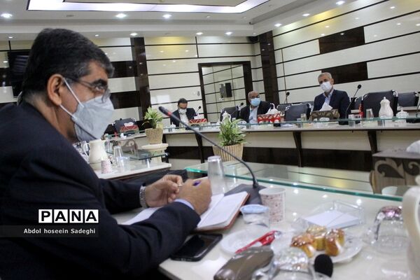 نشست روسای کانون‌های بازنشستگان شهرستان‌ها و مناطق استان بوشهر