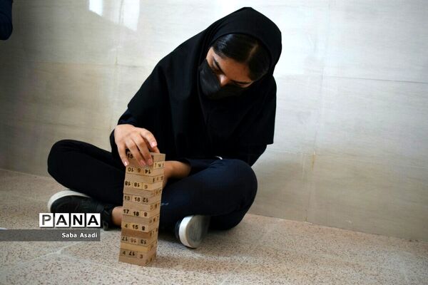 برگزاری مسابقات بازی‌های فکری سرگرمی رویش در شهر گله‌دار