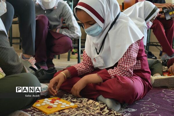 برگزاری مسابقات بازی‌های فکری سرگرمی رویش در شهر گله‌دار