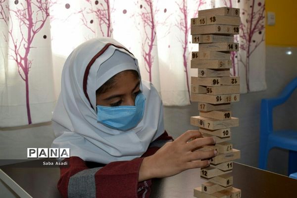 برگزاری مسابقات بازی‌های فکری سرگرمی رویش در شهر گله‌دار